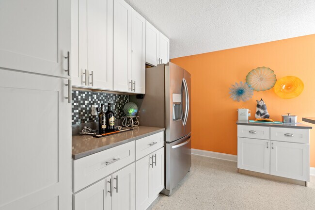 Building Photo - 4056 38th Way S