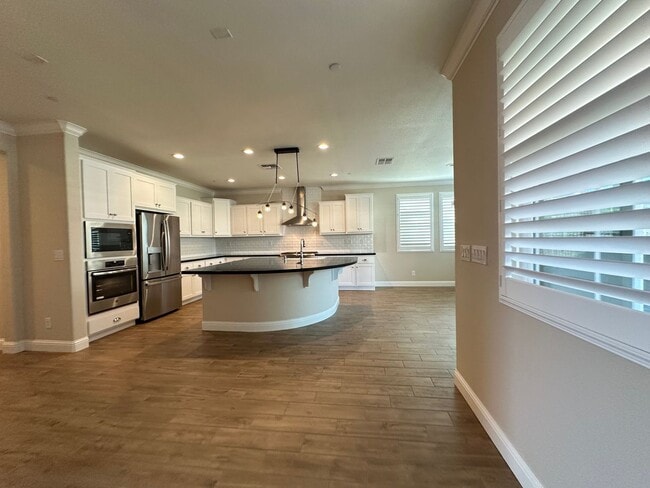 Building Photo - Impressive All Single Story 3 Bedroom, 2.5...