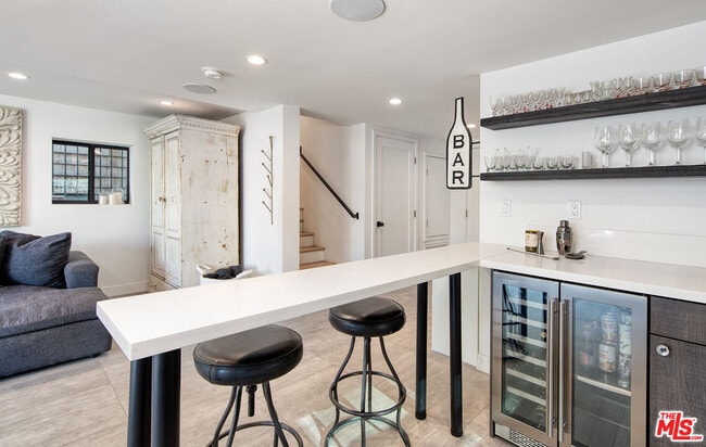 Building Photo - 5317 Pacific Ave