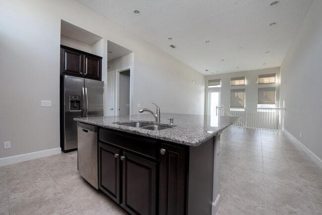 Building Photo - Modern 2 bedroom, 2 bath Townhouse with Bonus Room in the Laureate Park Community of Lake Nona.