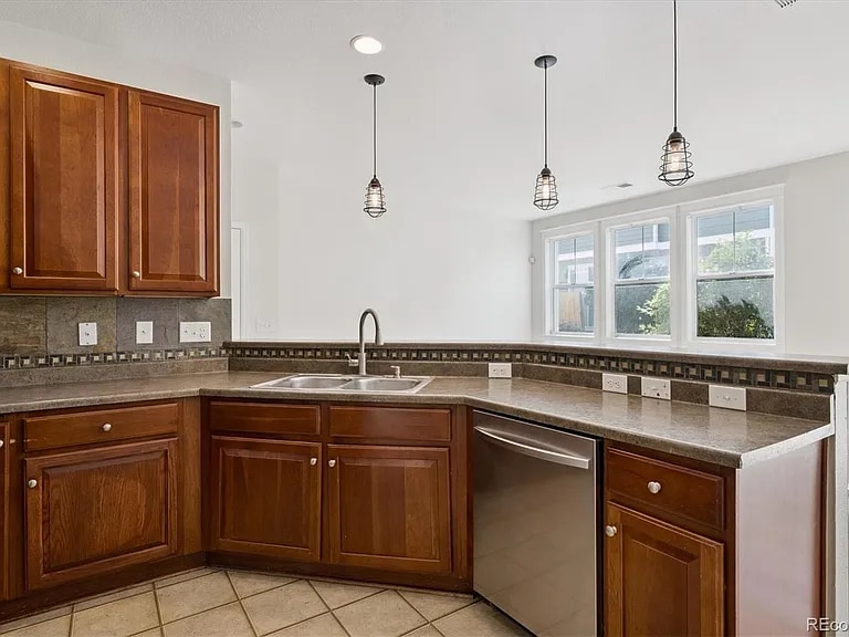 Building Photo - 8999 Apache Plume Dr