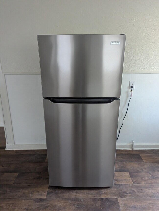 Building Photo - 6077 Cypress St