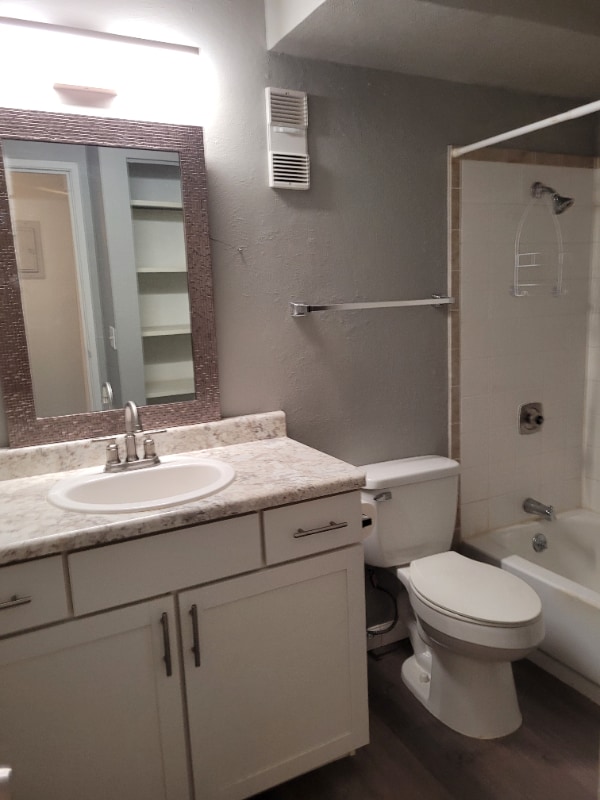 Building Photo - 5995 W Hampden Ave