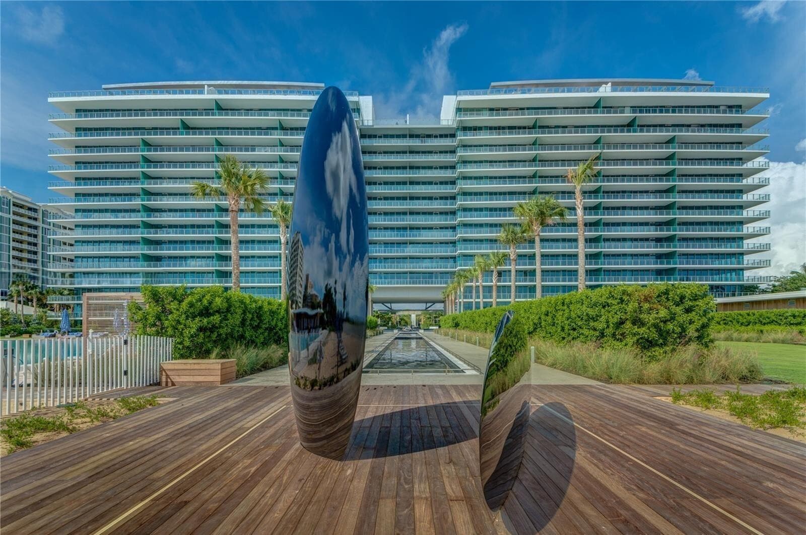 Building Photo - 350 Ocean Dr