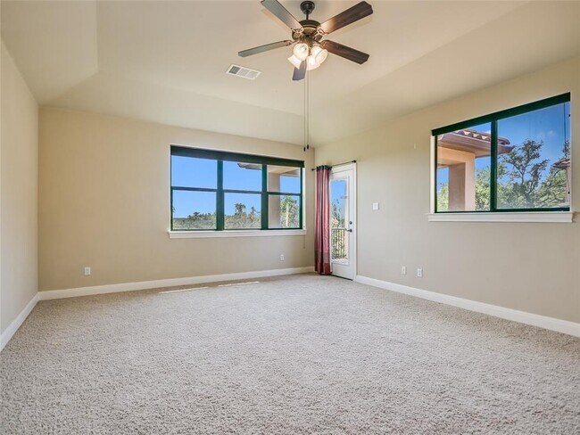 Building Photo - 2305 Gilia Dr