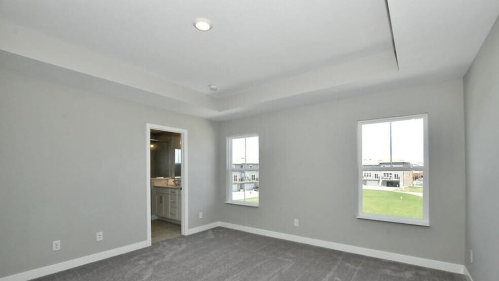 Building Photo - 916 Yorkshire Ln