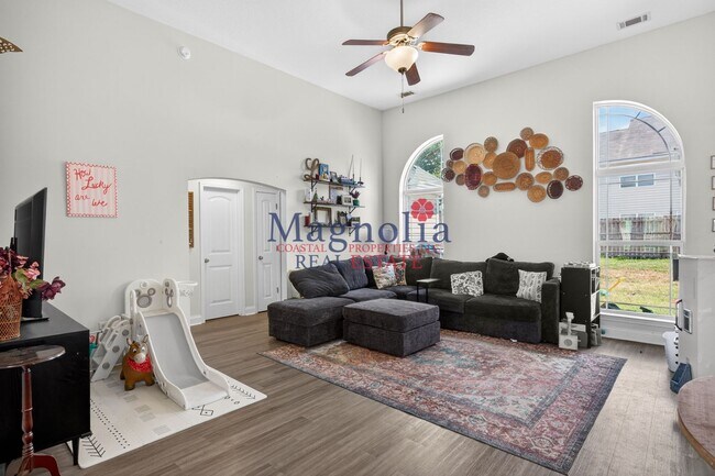 Building Photo - 3 bedrooms, 2 bathrooms in Richmond HIll's White Oak Subdivision! Close to I95, Savannah, Pooler ...