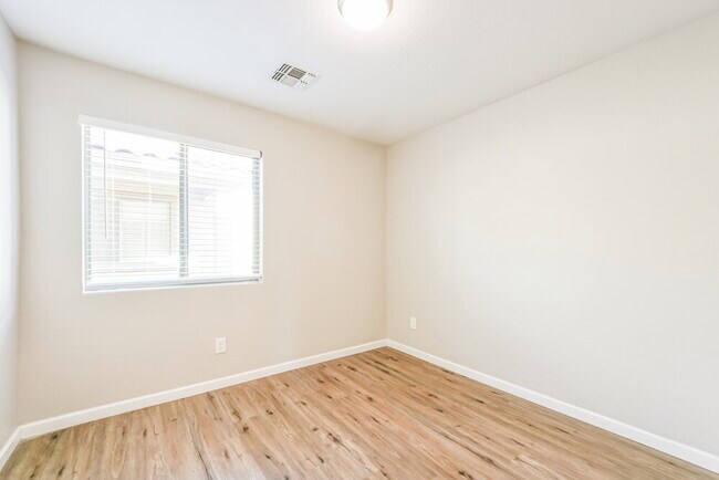 Building Photo - 2781 W Mira Dr