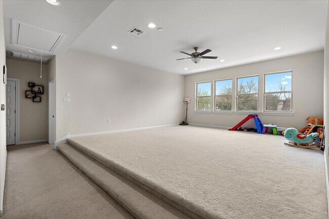 Building Photo - 9033 Rattlesnake Trail