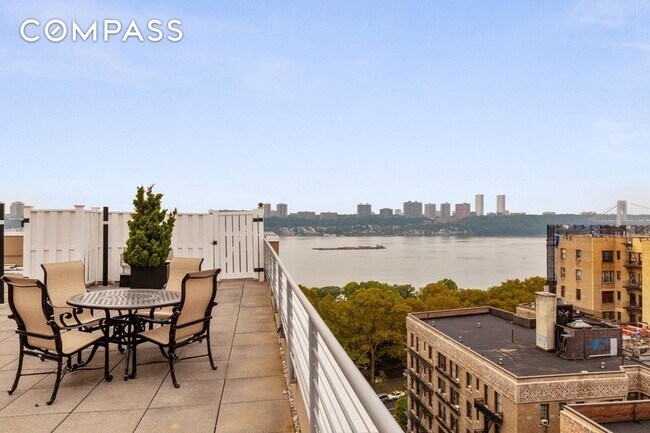 Building Photo - 603 W 148th St
