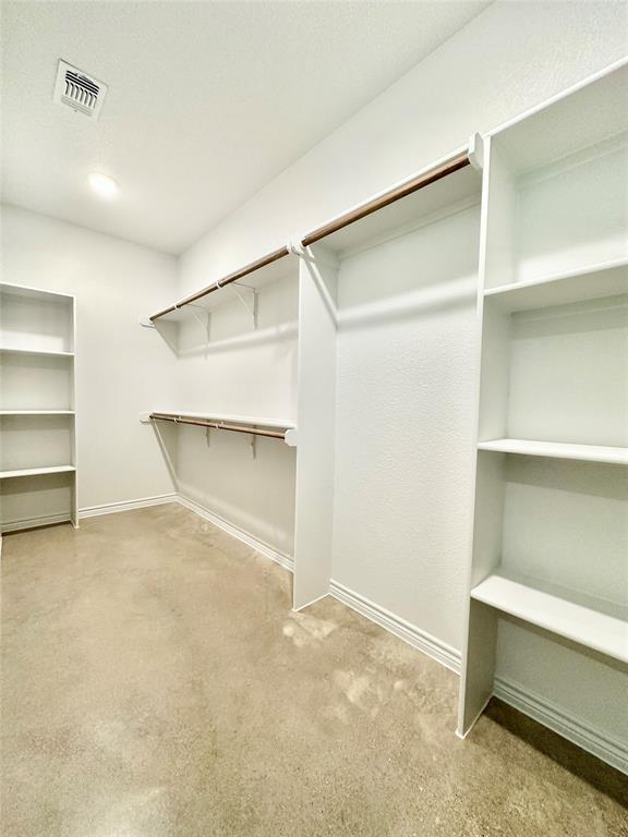 Building Photo - 2321 Ocean Ave