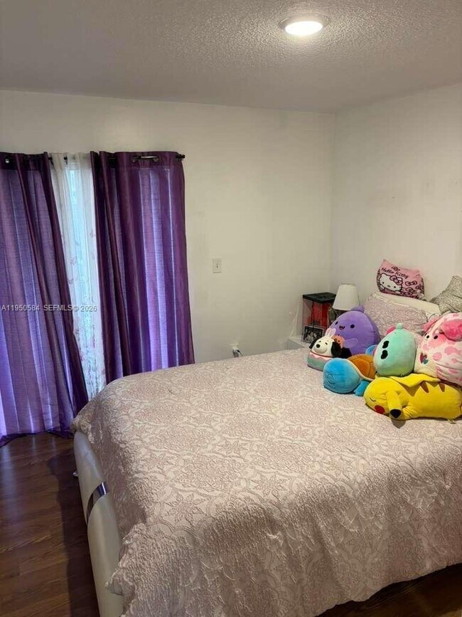 Building Photo - 5840 W 26th Ave