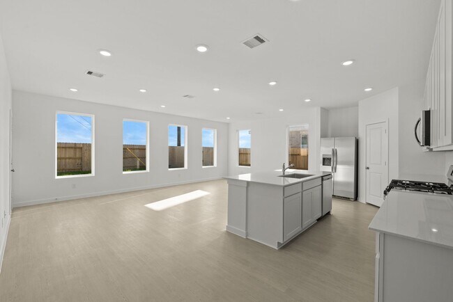 Building Photo - Stunning 4-Bed, 2-Bath Newly Built Home!