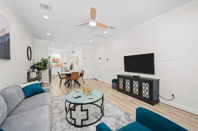 Building Photo - 7089 Tierwester St