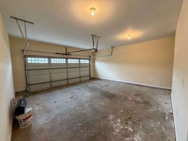 Building Photo - 2473 Capella Cir SW