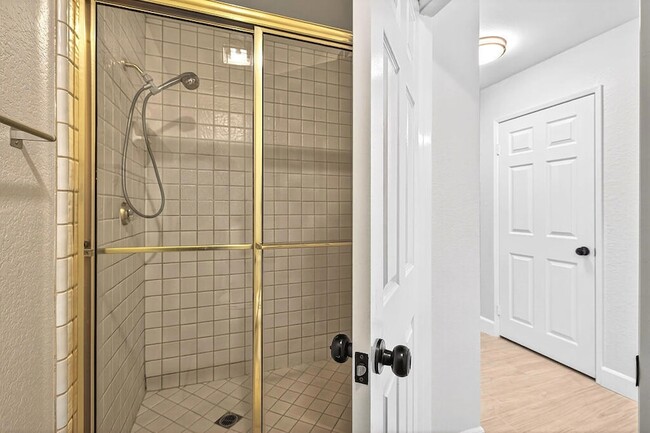 Building Photo - 43791 Cll Las Brisas W