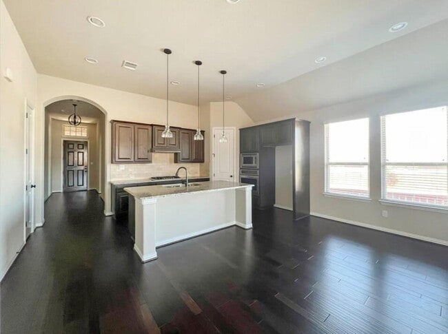 Building Photo - 3018 Diego Dr