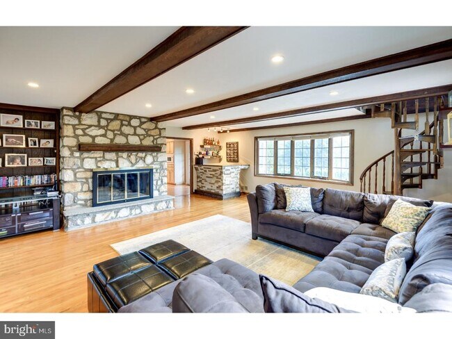 Building Photo - 1426 Cider Knoll Way