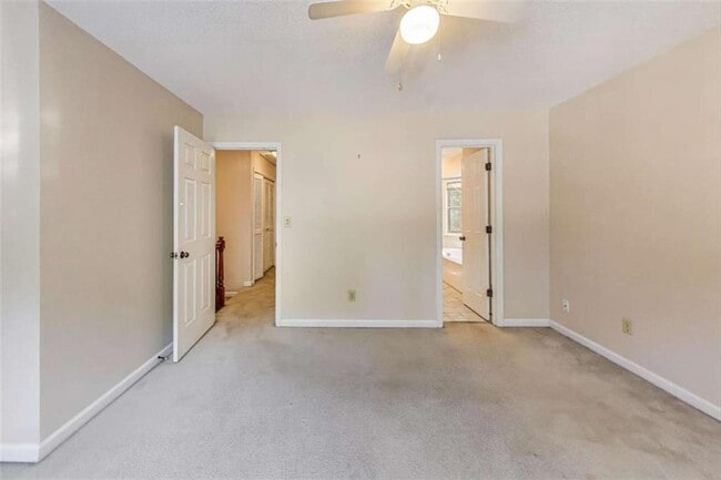 Building Photo - 5196 Laurel Bridge Ct SE