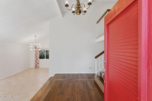 Building Photo - 1239 Honeysuckle Ct