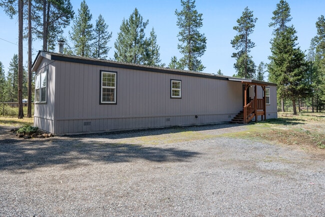 Building Photo - 53955 1st St