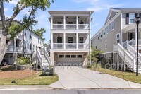 Building Photo - 1071 Ave Of Oaks