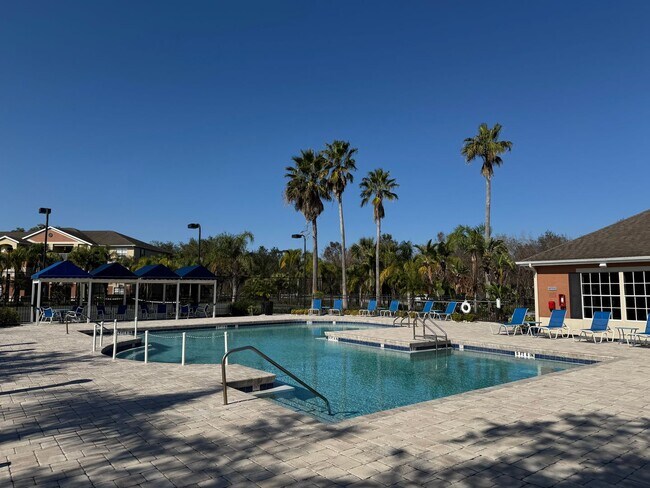 Building Photo - Oviedo 2/2 Condo with Tile & LVP Flooring, Updated Baths, New Paint & Appliances!