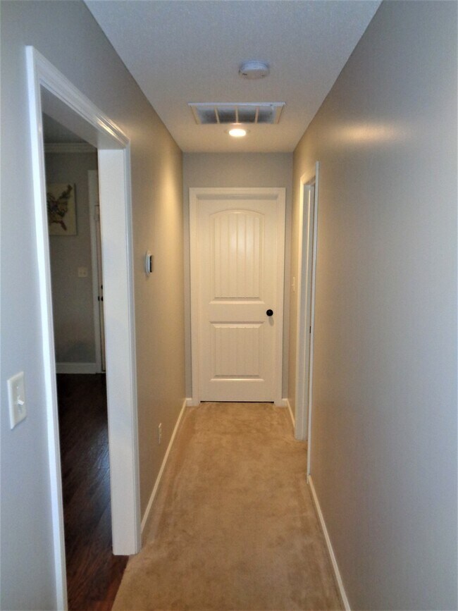 Building Photo - 3491 Berry Run