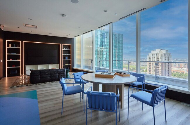 Building Photo - 1006 S Michigan Ave