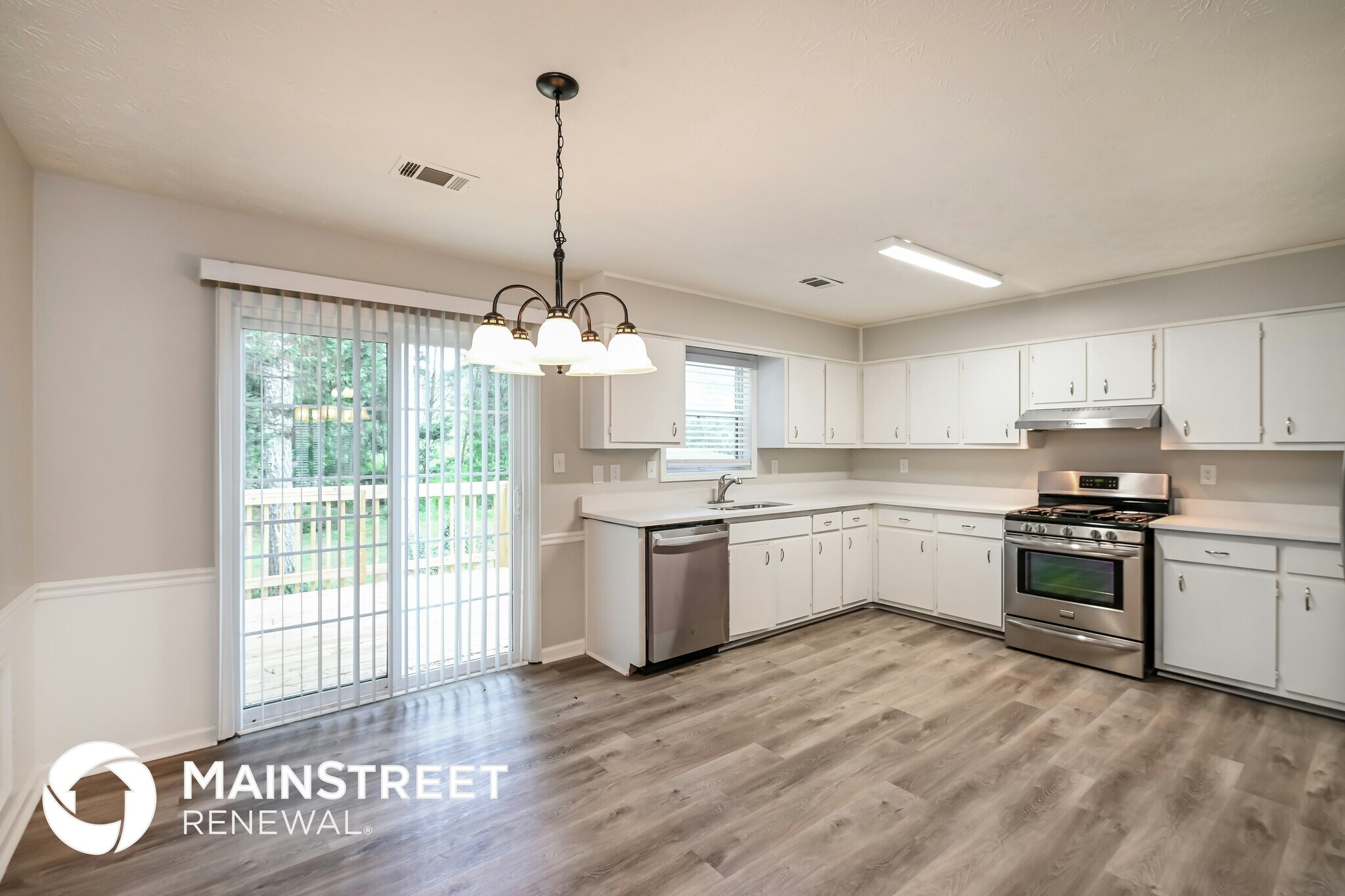 Building Photo - 2807 Cherokee Cove SW