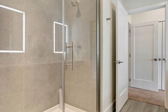 Building Photo - 17305 Hidden Forest Dr