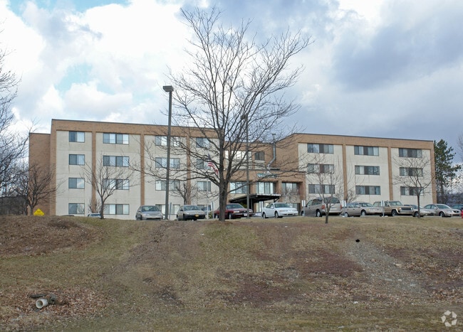 Primary Photo - Keystone Place Apartments
