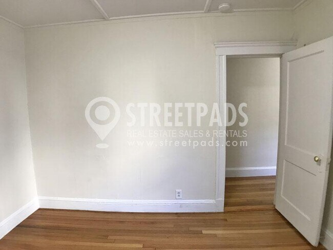 Building Photo - 1 bedroom in Boston MA 02215