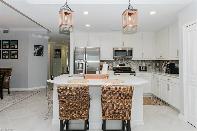 Building Photo - 15375 Green Acres Avenue Unit 2211