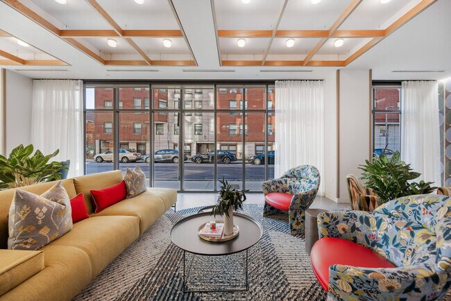 Building Photo - 79 Queensberry St