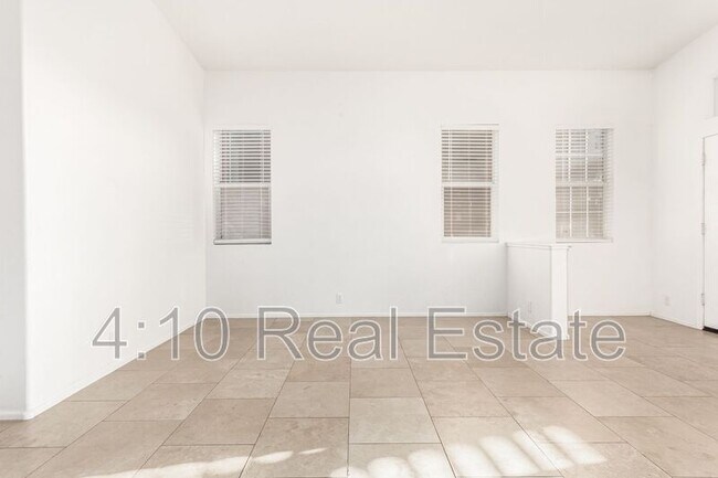 Building Photo - 31205 N 45th St