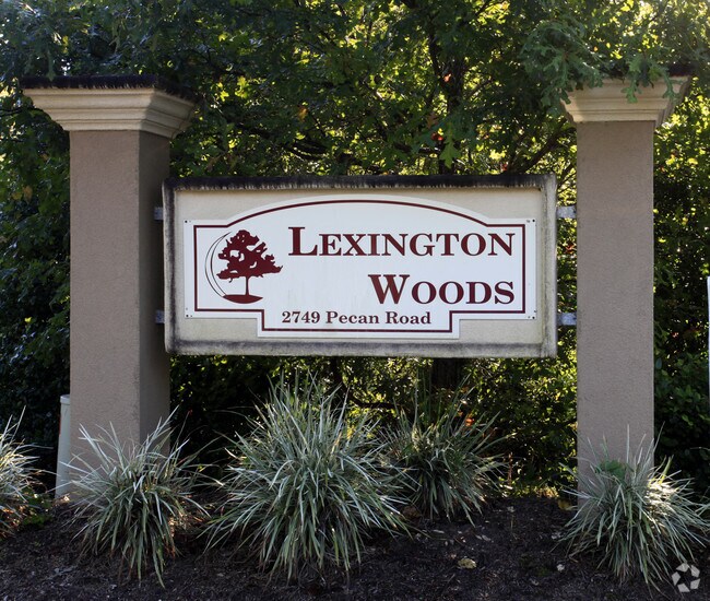 Lexington Woods Apartments 2749 Pecan Rd Tallahassee FL 32303