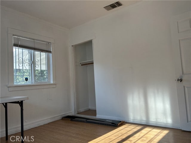 Building Photo - 565 W 9th St