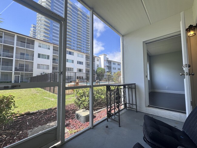 Building Photo - 4500 N Flagler Dr