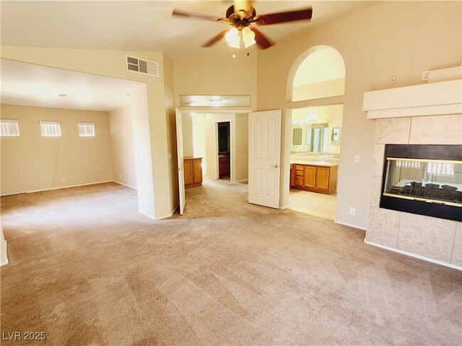 Building Photo - 1725 Wandering Winds Way