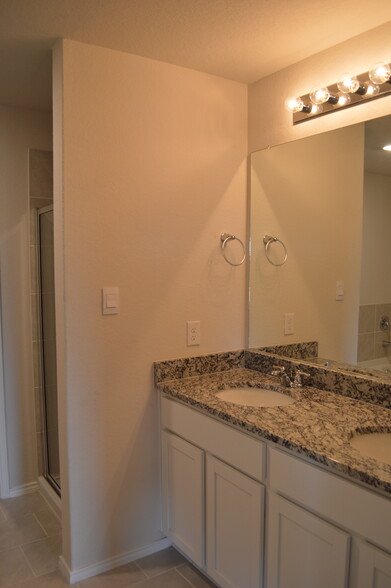 Building Photo - 3926 Copper Riv