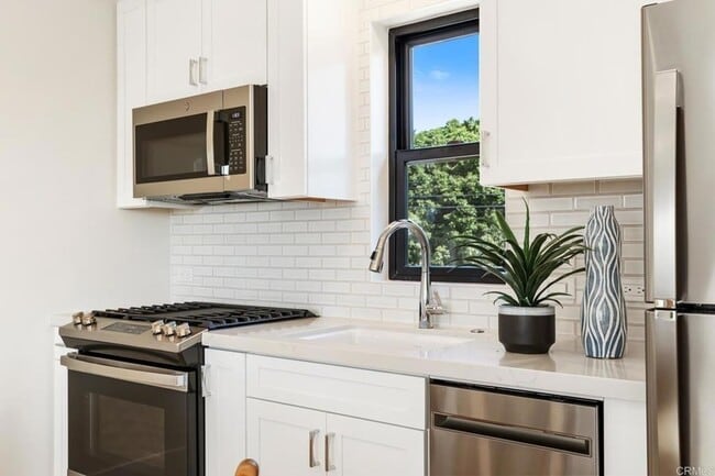 Building Photo - 3757 Adams St