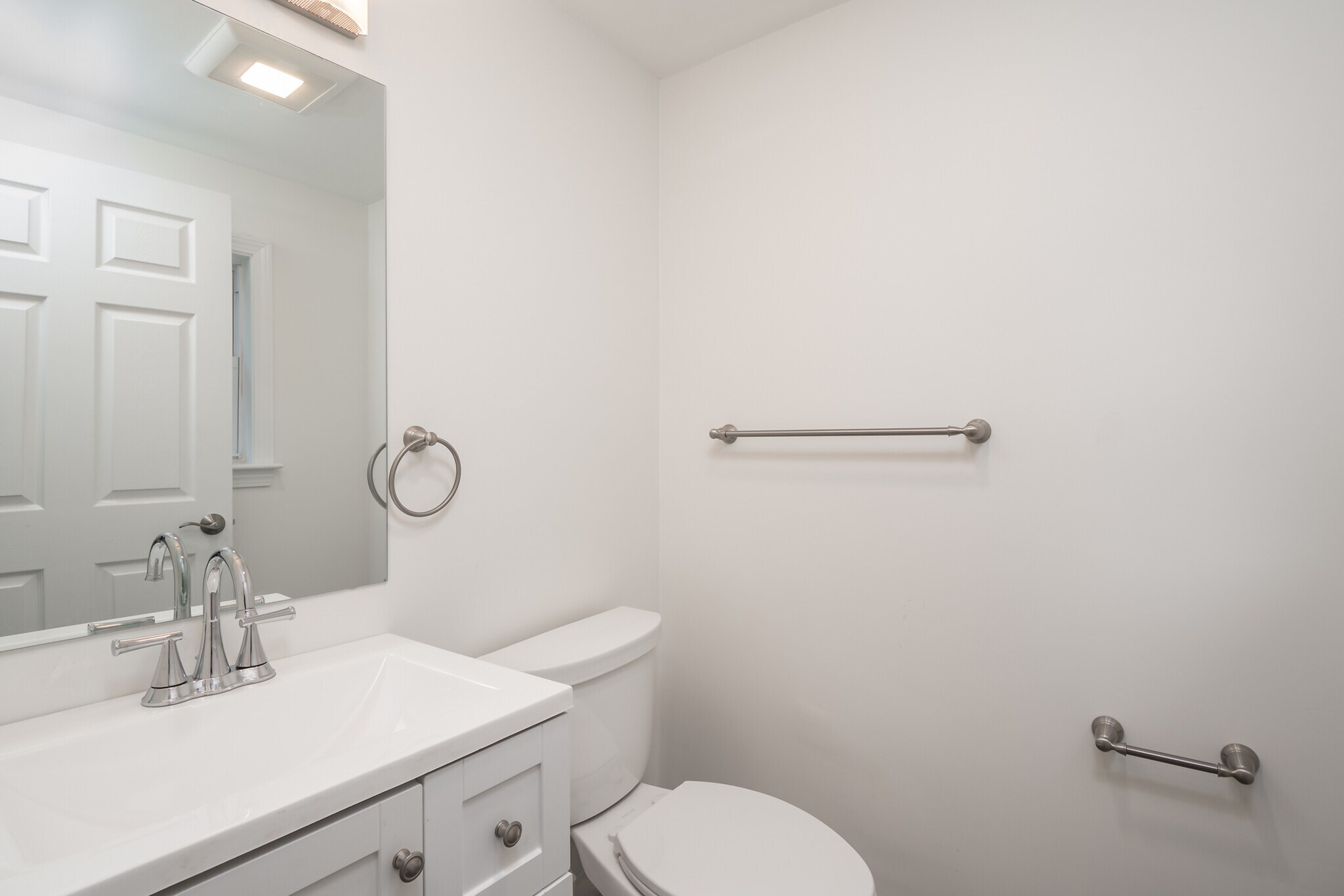 Building Photo - 92 Clinton Place Unit #2