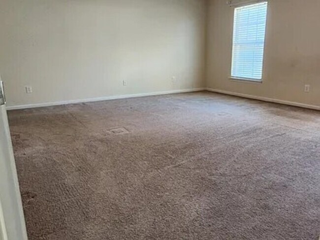 Building Photo - 429 Buttonbush Ct