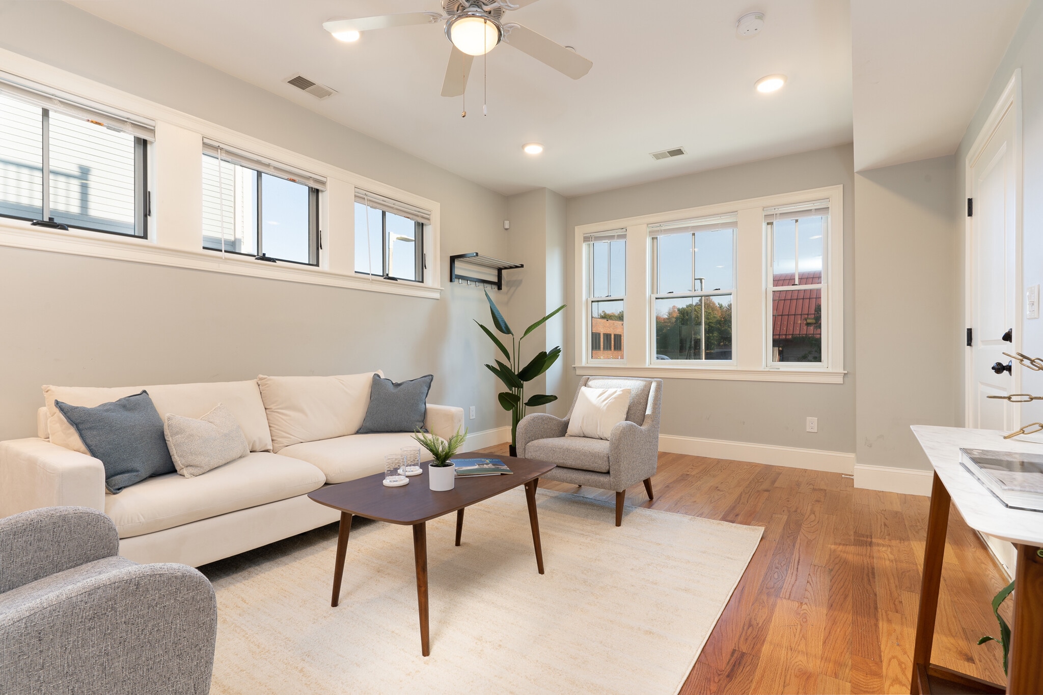 Building Photo - 2767 Washington St