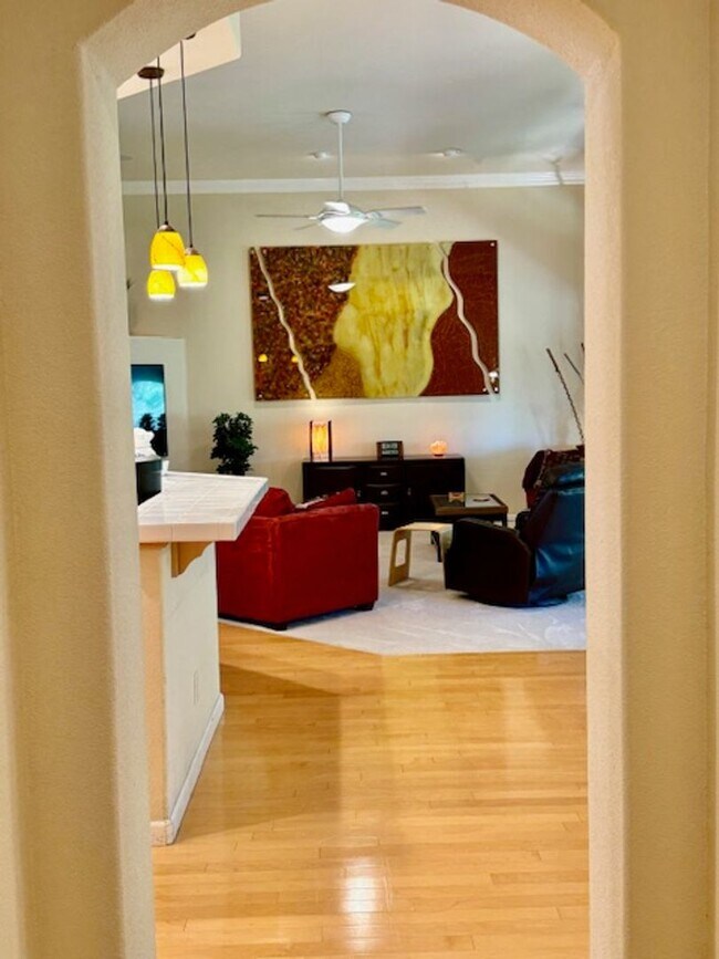 Building Photo - Springfield Home with a View - MUST BE 55 YEARS OF AGE