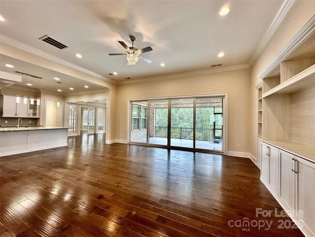 Building Photo - 929 Terramore Ln