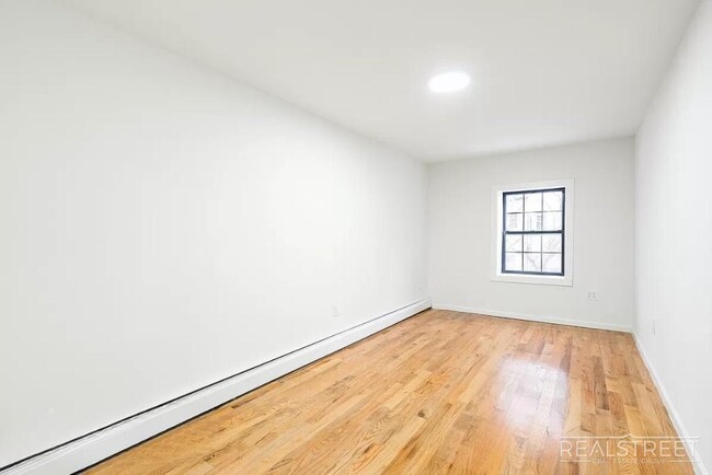 Building Photo - Brand New 3 Bed 2 Bath in Bushwick!