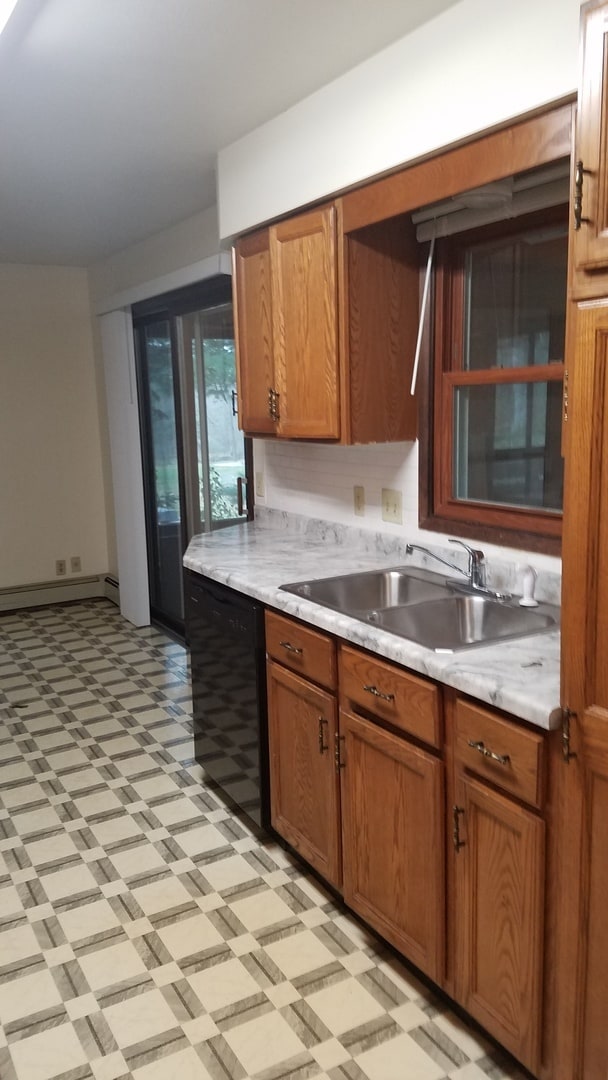 Building Photo - 3BR/2ba Single Family Home in Altoona - DOG FRIENDLY