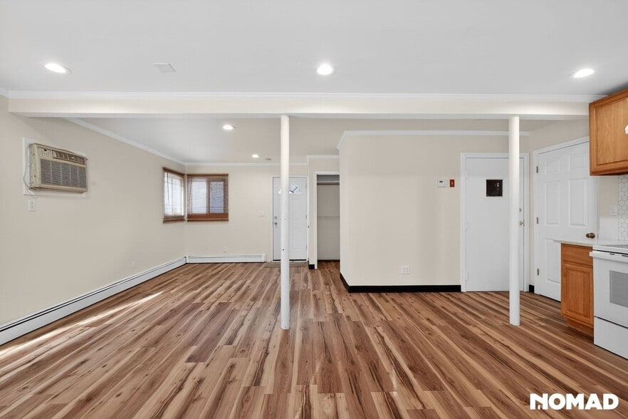 Building Photo - 12 Talman Pl